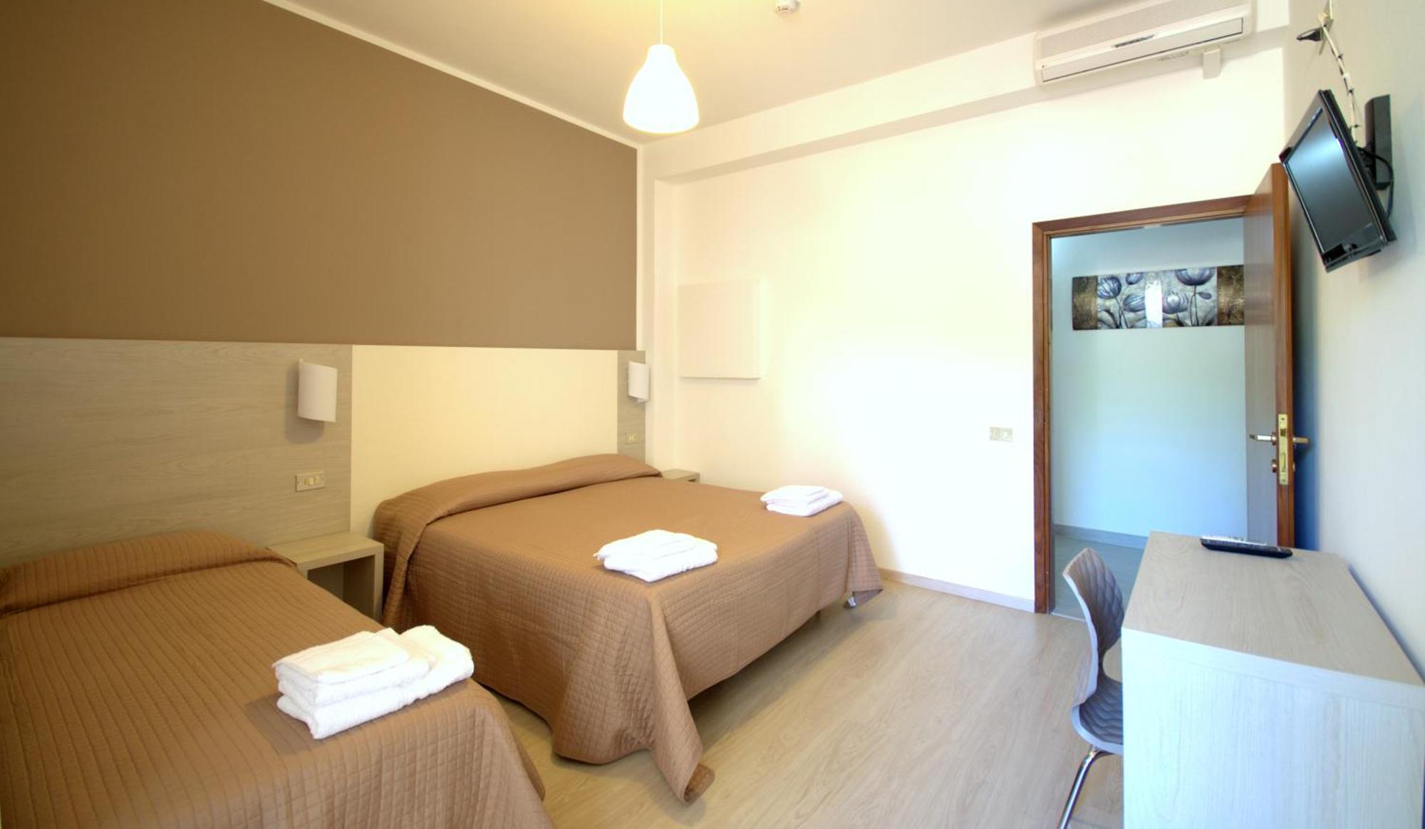 Hotel Villa Alberta B&B تْشيزيناتيكو الغرفة الصورة